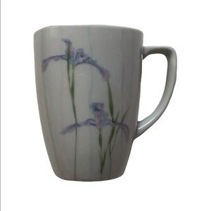 Corelle Coordinates Square Shadow Iris Pastel Purple & Pink Iris Porcelain Mug‎